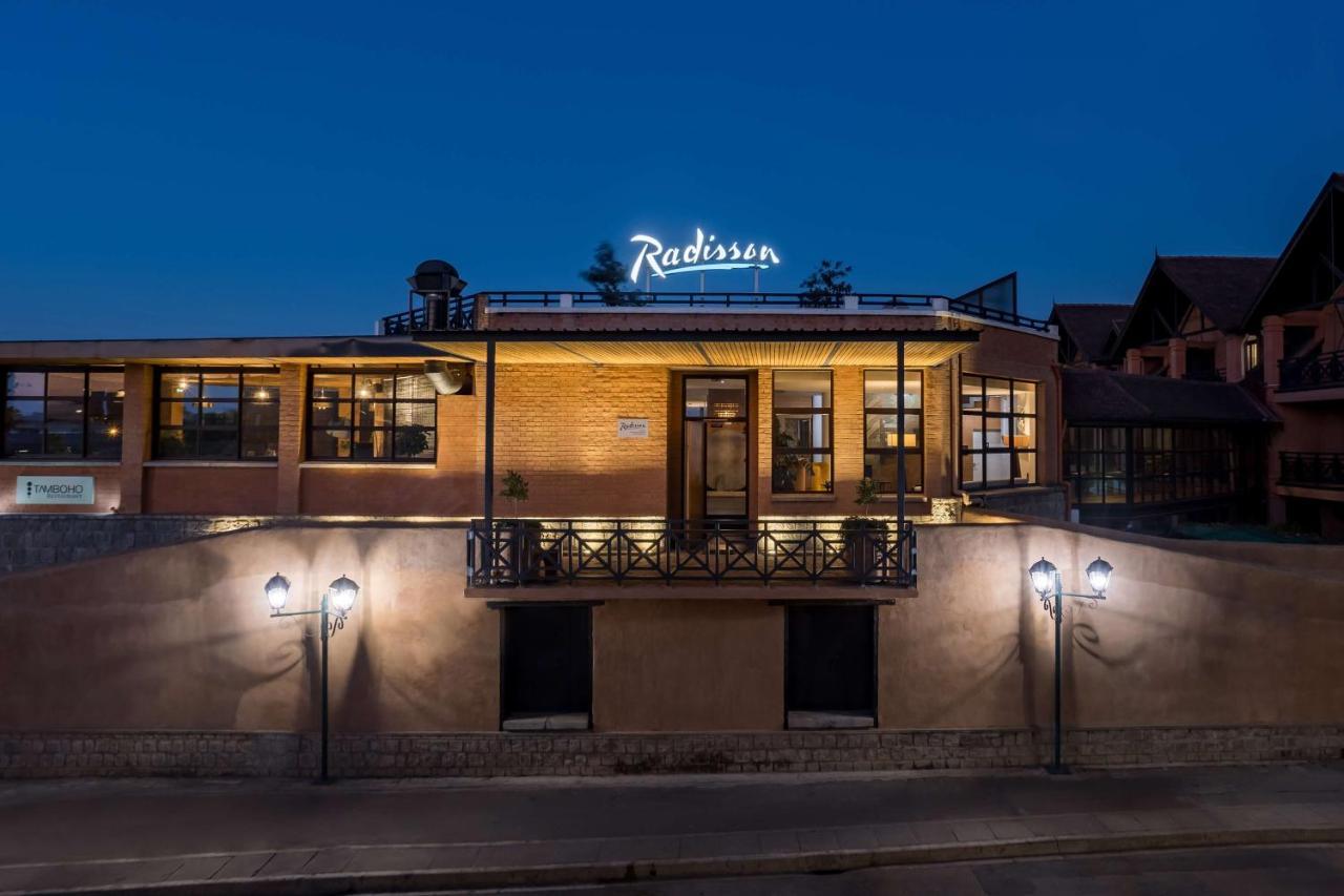 Radisson Hotel Tamboho Waterfront Antananarivo Exterior foto