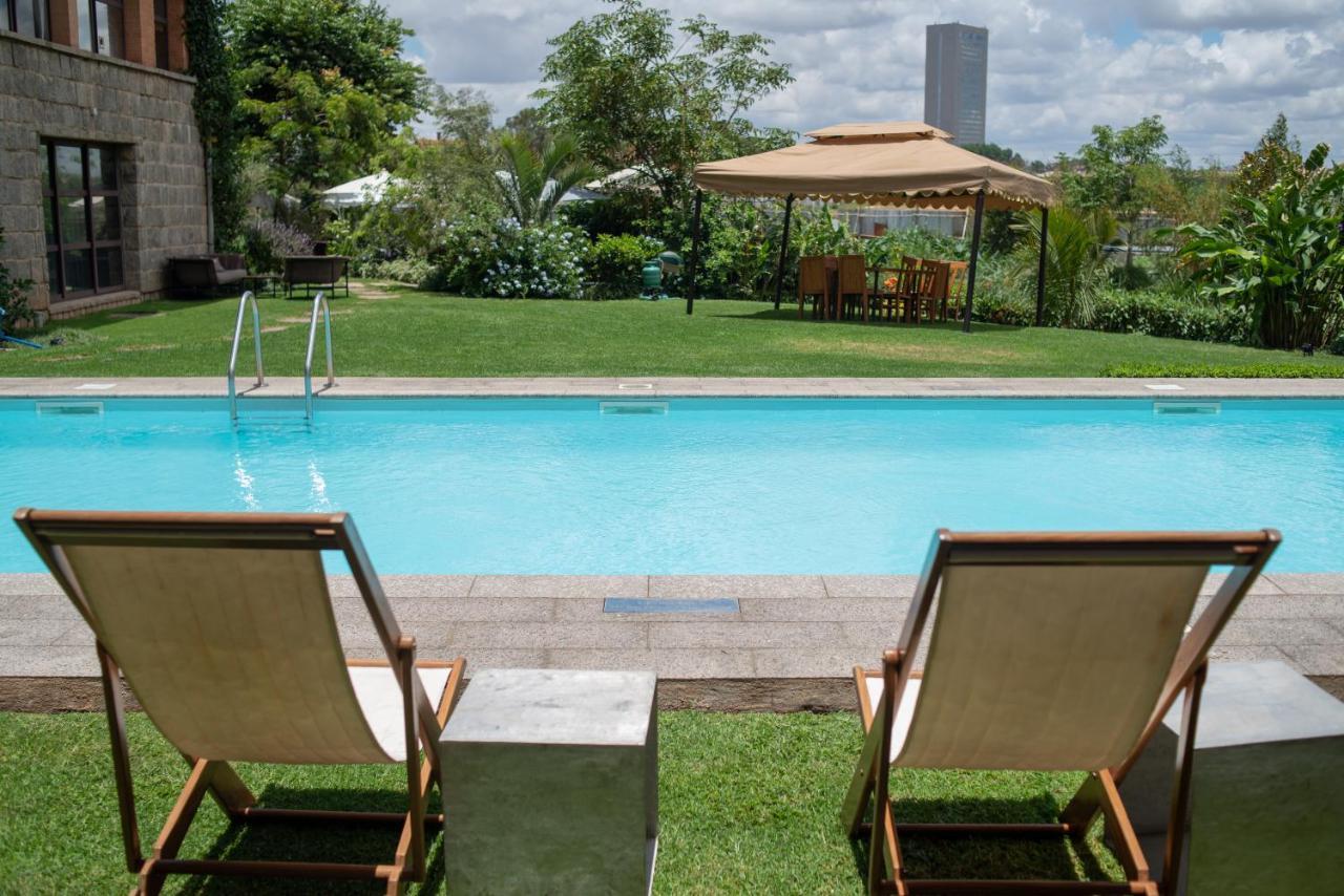 Radisson Hotel Tamboho Waterfront Antananarivo Exterior foto